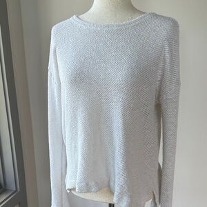 Velvet Women's White Lightweight Crew Neck Sweater